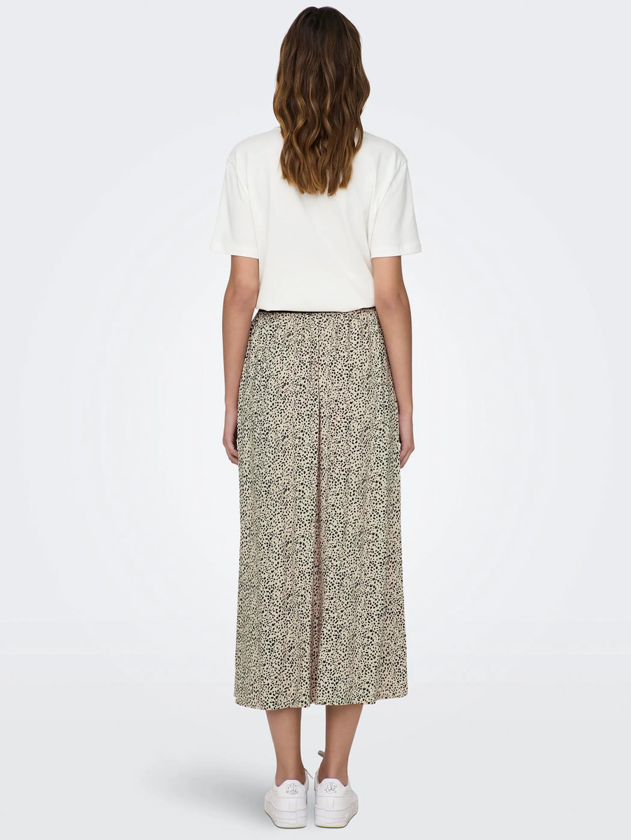 Bild 3 von Only ONLVENEDIG AOP LIFE L Rock
                 
                                                        Beige