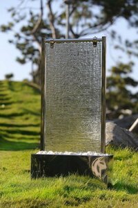 Köhko Zimmerbrunnen »KÖHKO® Wasserwand ca. 93 CM aus Edelstahl mit Glas Wasserspiel mit LED-Beleuchtung für Wohnzimmer Terrasse«