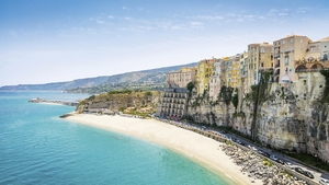 Kalabrien Standort-Rundreise in Italien - 4* Hotel Villaggio Stromboli