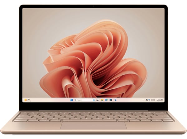 Bild 1 von MICROSOFT Surface Laptop Go 3, Notebook, mit 12,45 Zoll Display Touchscreen, Intel® Core™ i5,i5-1235U Prozessor, 16 GB RAM, 256 SSD, Iris® Xe, Sandstein, Windows 11 Home (64 Bit), Sandstein