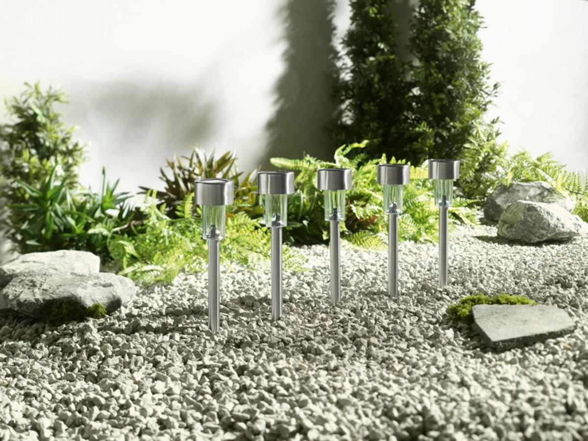Bild 4 von LIVARNO home LED Mini Solarleuchte, mit Erdspieß, 5 Stück
