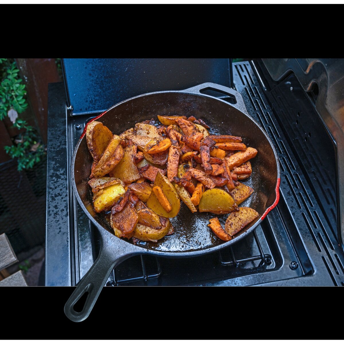 Bild 1 von BBQ Boss Gusseisenpfanne 28cm