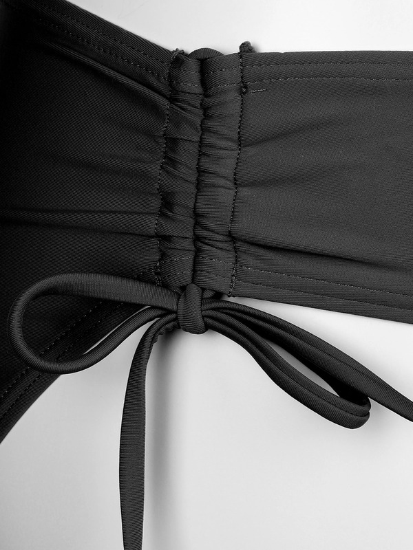 Bild 3 von Damen Bikinihose uni
                 
                                                        Schwarz