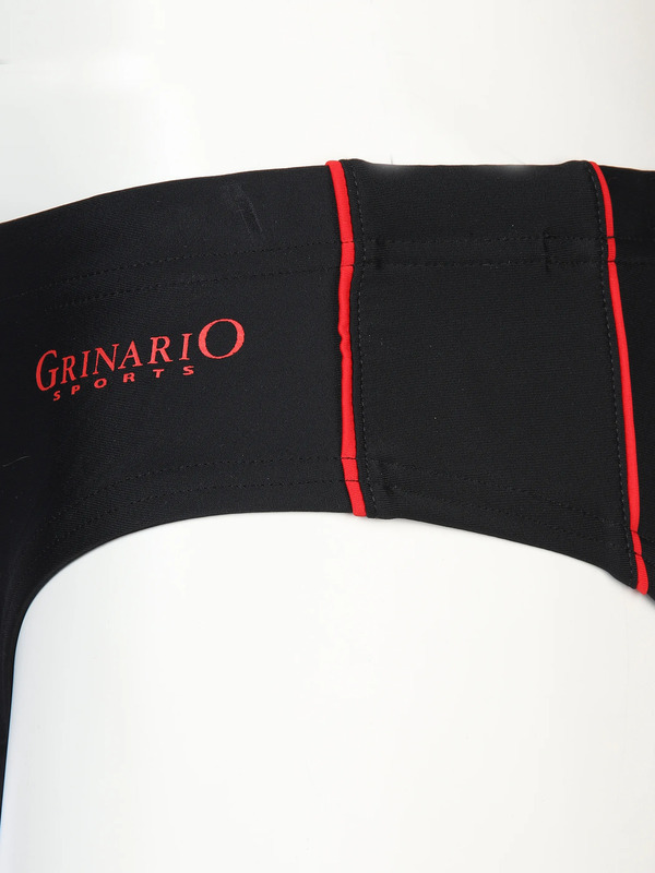 Bild 3 von Herren Badehose mit Paspelstreifen
                 
                                                        Rot