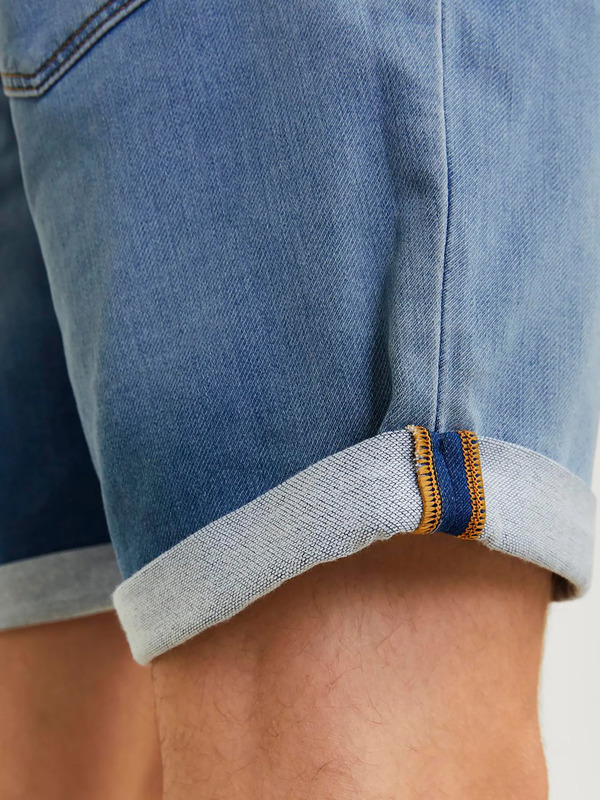 Bild 3 von Jack&Jones JJIRICK JJICON SHORTS Jeansshorts
                 
                                                        Blau