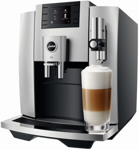 E8 (Modell 2020) Kaffee-Vollautomat Moonlight Silver