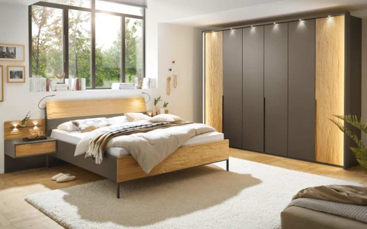 Bild 1 von Wiemann - Schlafzimmer Bardolono, Havanna-Nachbildung, 180 x 200 cm, Schrank 300 x 216 cm