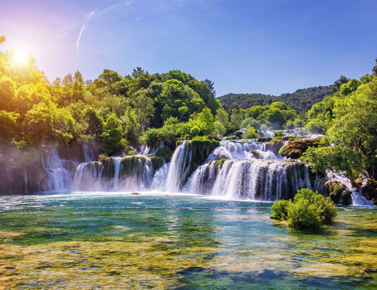 Bild 1 von Fototapete Vlies WASSERFALL