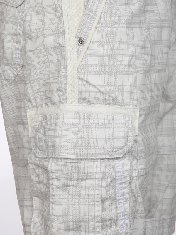 Bild 4 von Herren Cargoshorts im Used Look
                 
                                                        Weiß