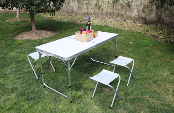 Bild 1 von Camping Klappbarer Tisch Set 5-tlg.