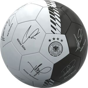 Unterschriftenball &#187;DFB&#171;