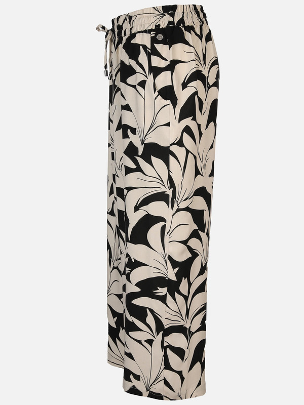 Bild 3 von Große Größen Culotte
                 
                                                        Weiß