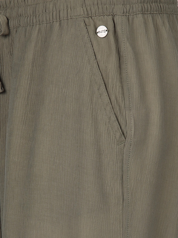 Bild 4 von Damen Freizeithose im Crash-Look