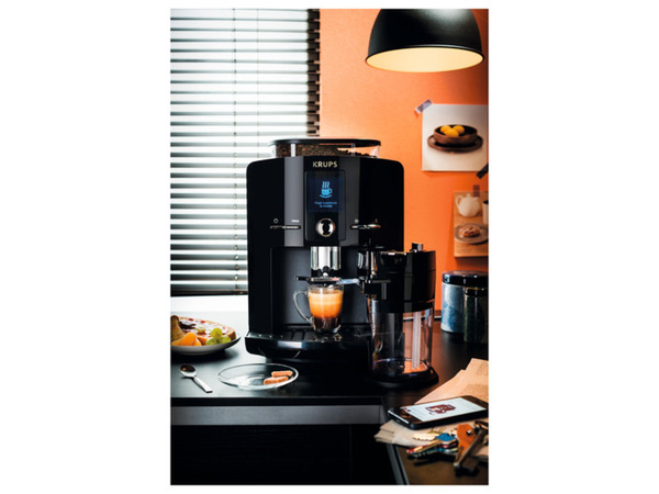 Bild 2 von Krups One Touch Cappuccino Vollautomat »Latt´Espress EA8298«, 1450 W