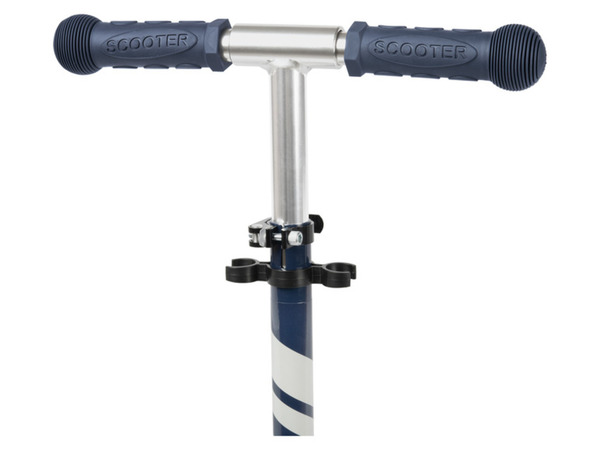 Bild 3 von Playtive Scooter / Tri-Scooter, mit LED-Rollen