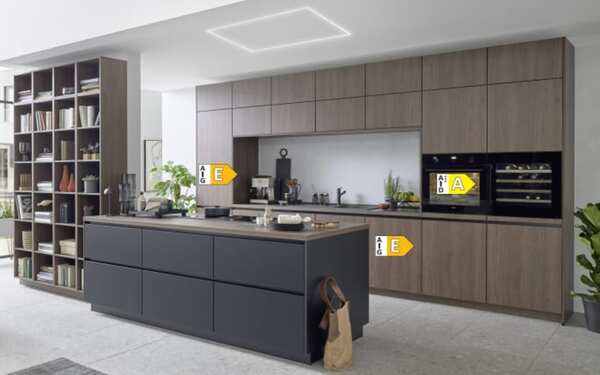 Bild 4 von Einbauküche Rosian,Torna, schwarz/Nussbaum Nachbildung, inkl. Bosch Elektrogeräte