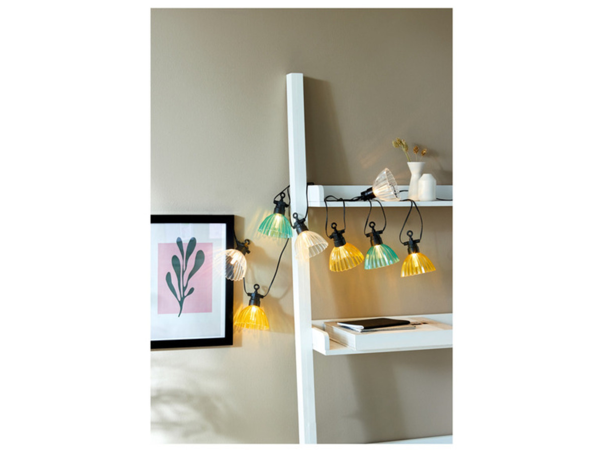 Bild 3 von LIVARNO home LED-Lichterkette, 8 Lampenschirmen