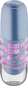 essence Nagellack Harley Quinn Holo Bomb Effect 02 Chaos Queen