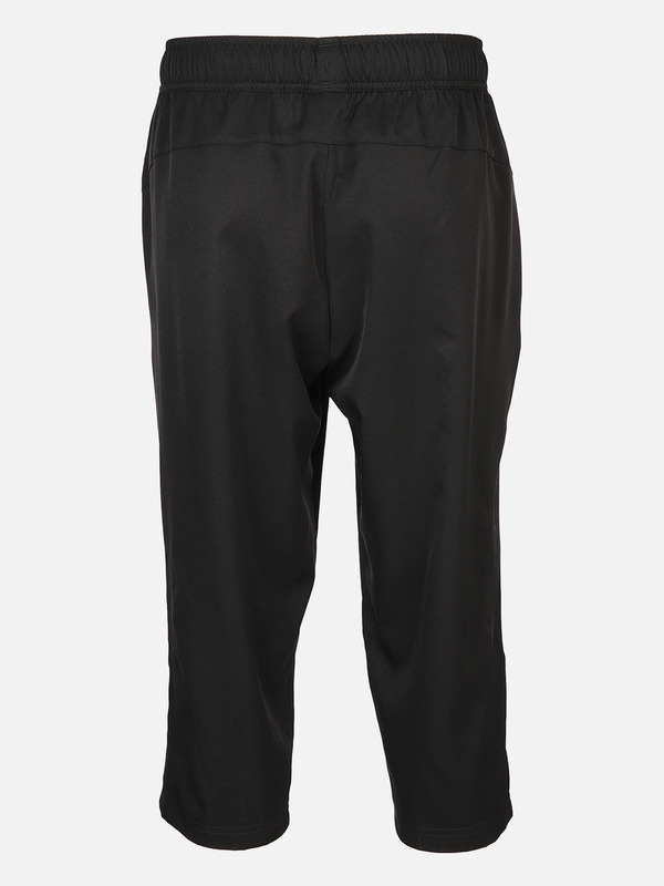 Bild 2 von Herren Sporthose in 3/4 Länge
                 
                                                        Schwarz