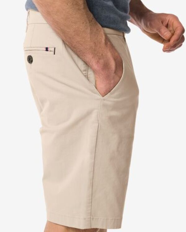 Bild 4 von kurze Herren-Chinohose hellgrau