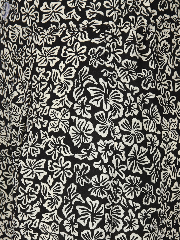 Bild 4 von Damen Culotte mit Alloverprint
                 
                                                        Schwarz