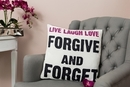 Bild 4 von Kissen mit Füllung "Live Laugh Love"