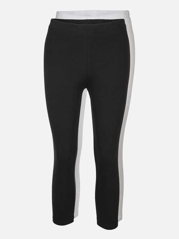 Bild 1 von Damen Capri Leggings im 2er Pack
                 
                                                        Schwarz