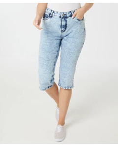 Capri-Jeans, Janina, 5-Pocket-Style, jeansblau hell ausgewaschen