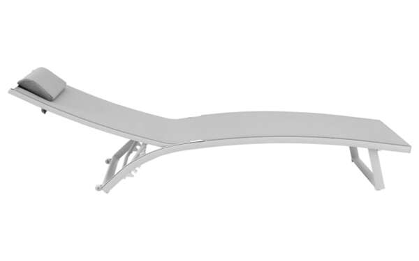 Bild 4 von Gartenliege Diana, Bezug in weiß, Gestell aus Aluminium in weiß, inkl. Kissen