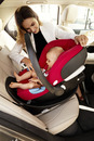 Bild 2 von CYBEX Babyschale "Aton B i-Size", Volcano Black