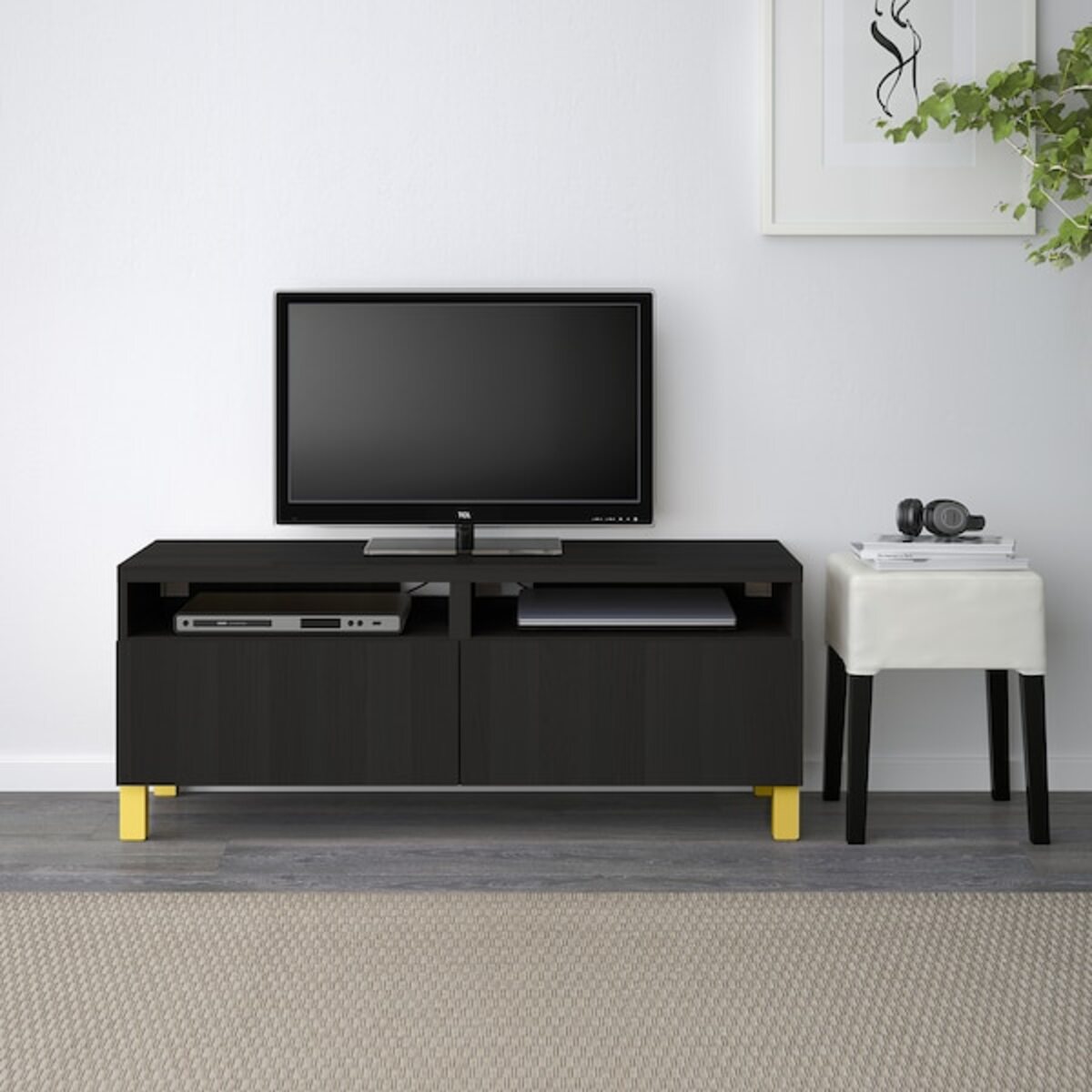 Bild 2 von BESTÅ  TV-Bank mit Schubladen, schwarzbraun/Lappviken/Stubbarp gelb 120x42x48 cm