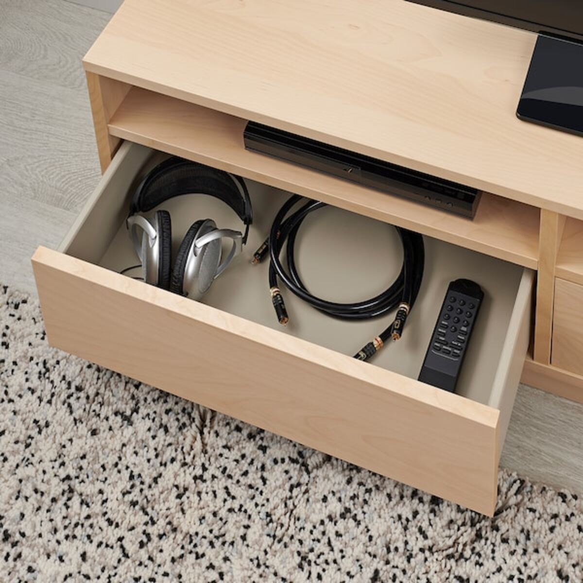 Bild 3 von BENNO  TV-Bank, Birkenfurnier 120x39x42 cm