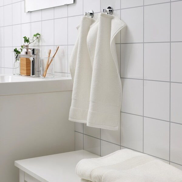 Bild 3 von FREDRIKSJÖN  Gästehandtuch, weiß 30x50 cm