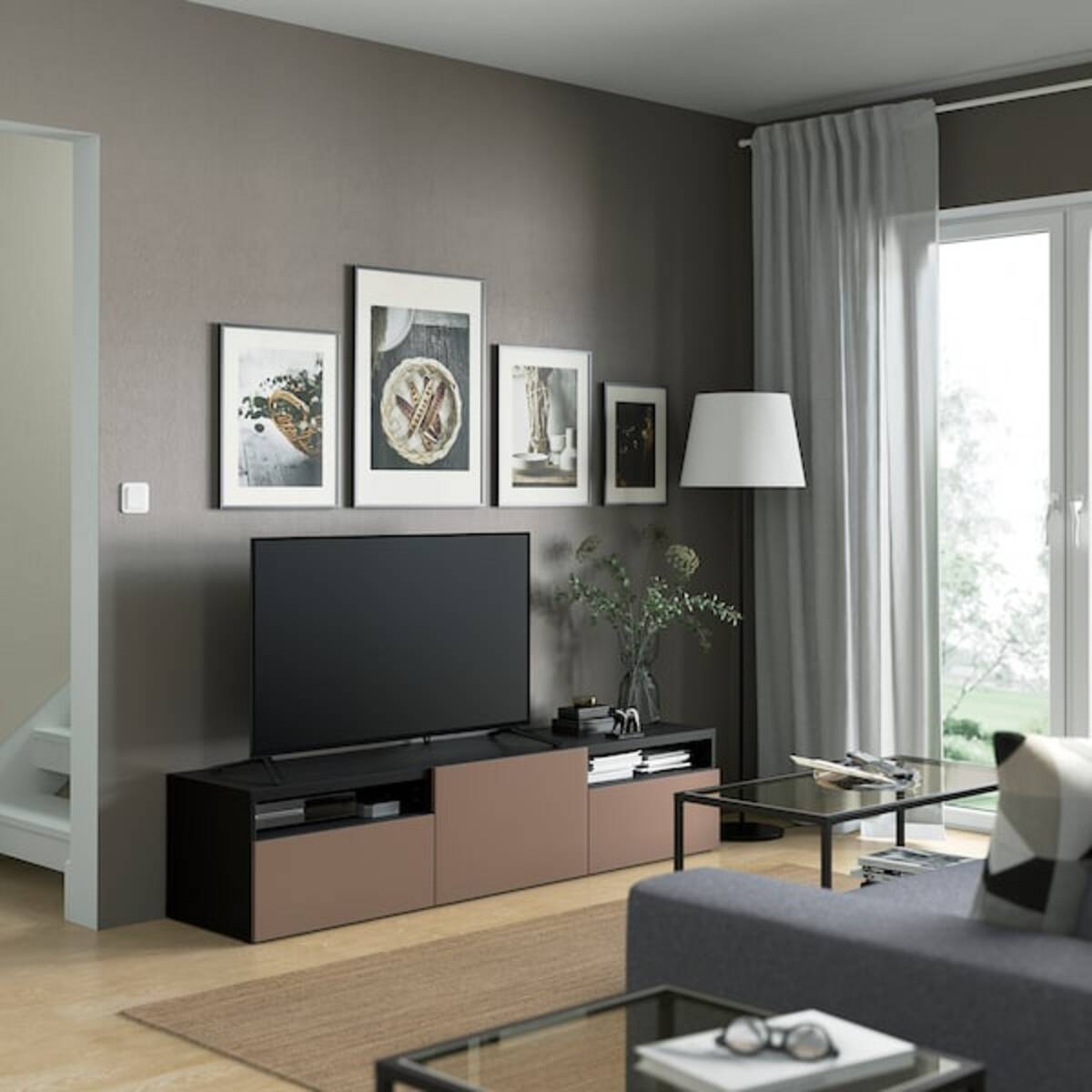 Bild 3 von BESTÅ  TV-Bank mit Schubladen und Tür, schwarzbraun/Lappviken hell graubraun 180x42x39 cm