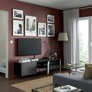 Bild 2 von BESTÅ  TV-Bank mit Türen, schwarzbraun/Kallviken Betonmuster 180x42x38 cm