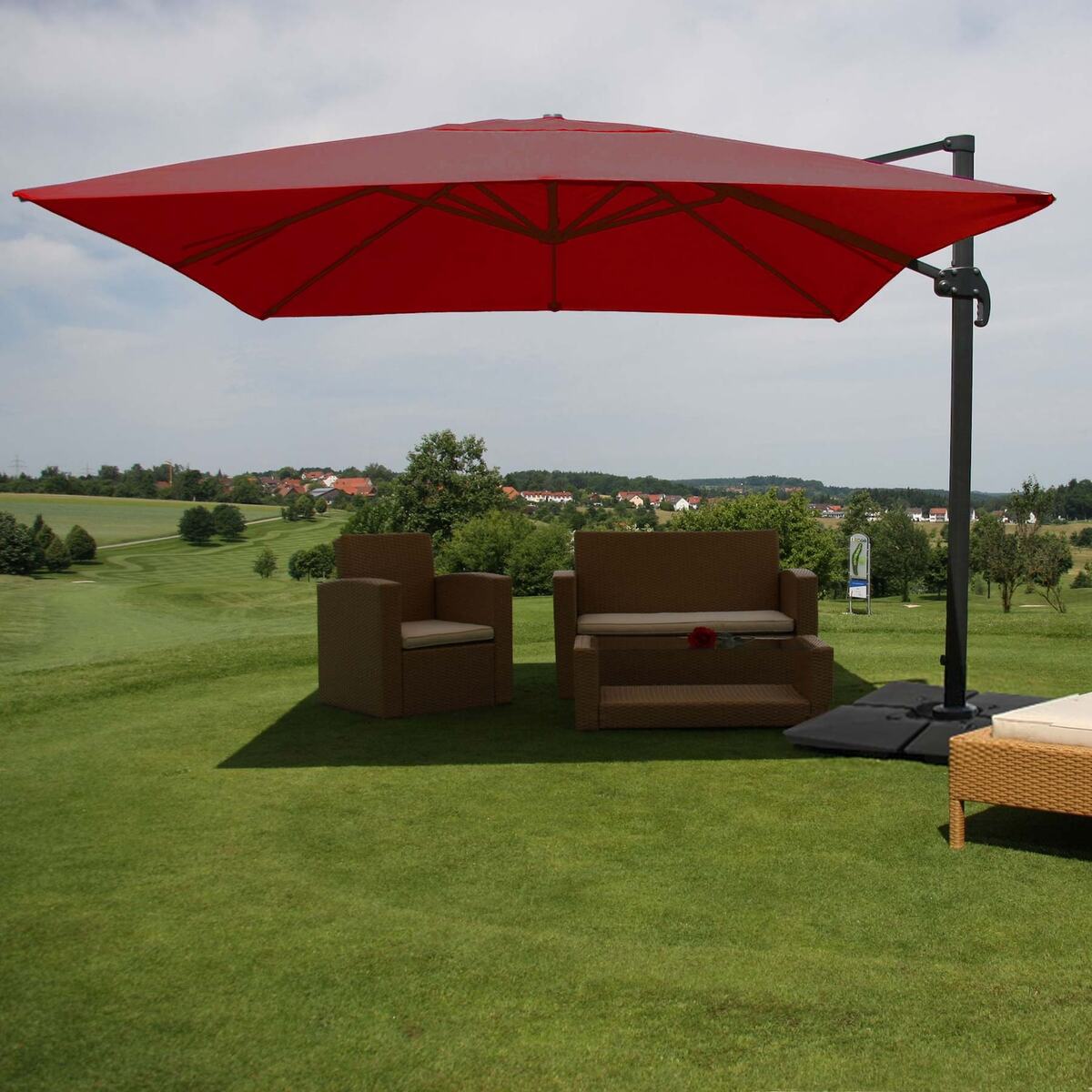 Bild 1 von Gastronomie-Ampelschirm MCW-A96, Sonnenschirm, 3x4m (Ø5m) Polyester/Alu 26kg ~ bordeaux mit Ständer, drehbar