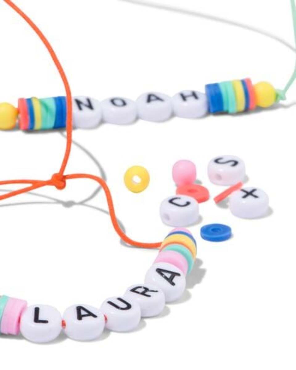 Bild 3 von Namensarmbänder basteln