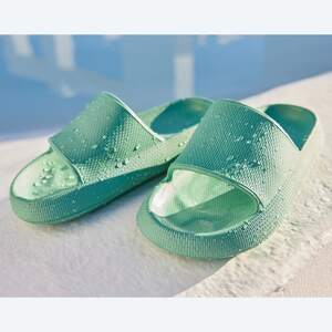 Damen-Wolkenslipper mit Streifen-Sohle, Green