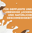 Bild 4 von ogx Quenching+ Coconut Curls Shampoo, 385 ml