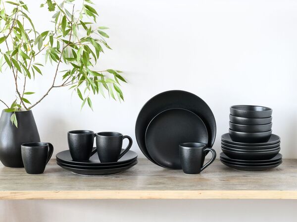 Bild 4 von Magic Black Geschirr-Set