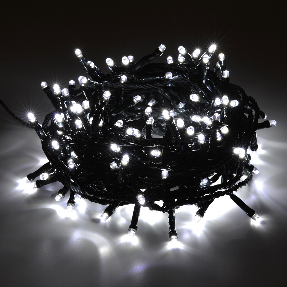 Bild 1 von LED Lichterkette 200 LED energiesparend L10m kaltweiß