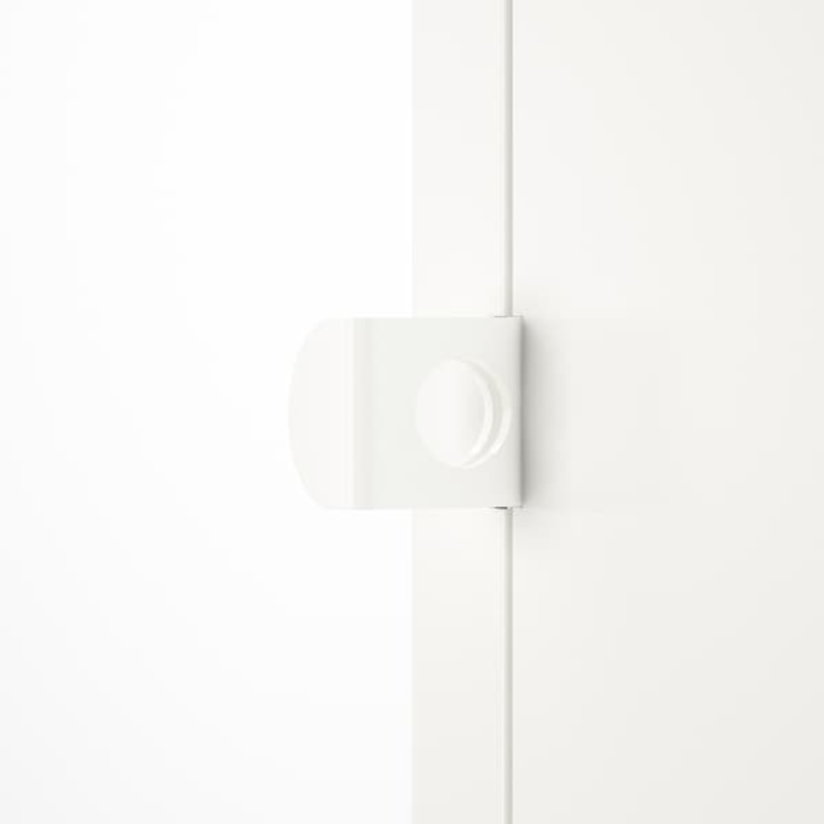 Bild 4 von HÄLLAN Aufbewahrung mit Türen, weiß 135x47x192 cm