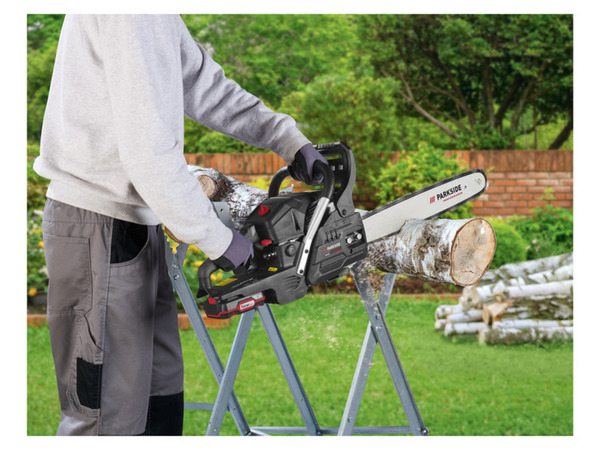 Bild 2 von PARKSIDE PERFORMANCE® Benzin-Kettensäge »PPBKS 56 A1«, mit Elektrostart