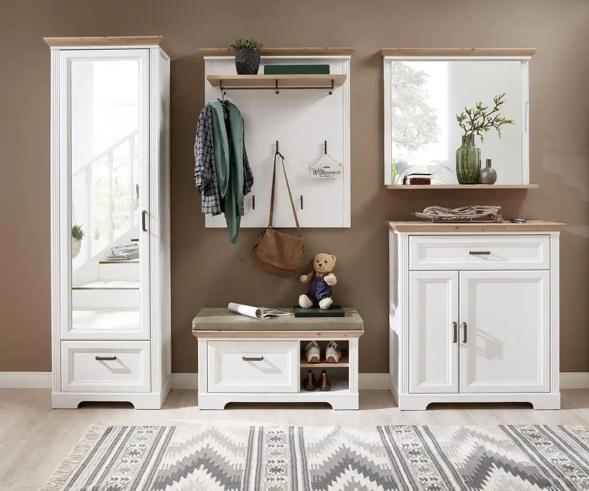 Bild 3 von Garderobe