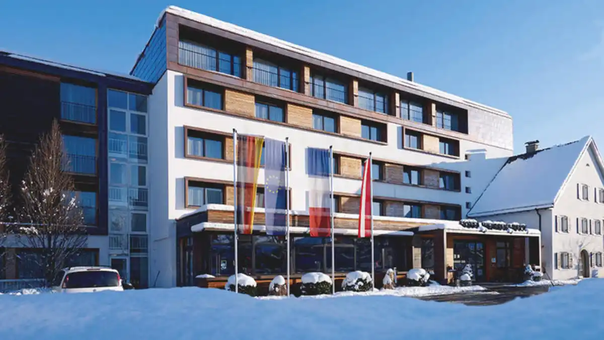 Bild 1 von Eigene Anreise Österreich - Vorarlberg: Winterurlaub im Hotel Weißes Kreuz