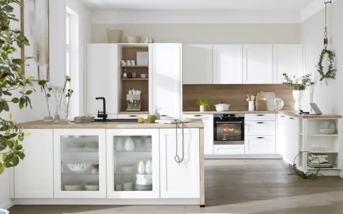 Bild 1 von Nobilia - Einbauküche Cascada, weiß, inkl. Privileg Elektrogeräte