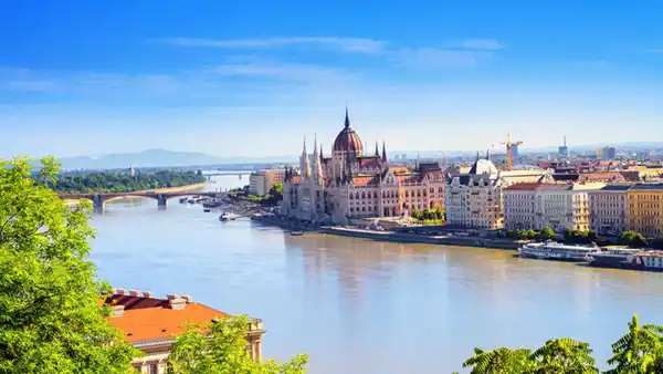 Bild 1 von Kreuzfahrten Donau: MS Compass Empress