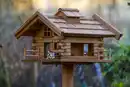 Bild 4 von Vogelfutterhaus "Tirol" mit Ständer