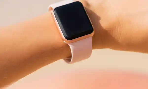 Bild 3 von IDEENWELT Magnetisches Armband pink