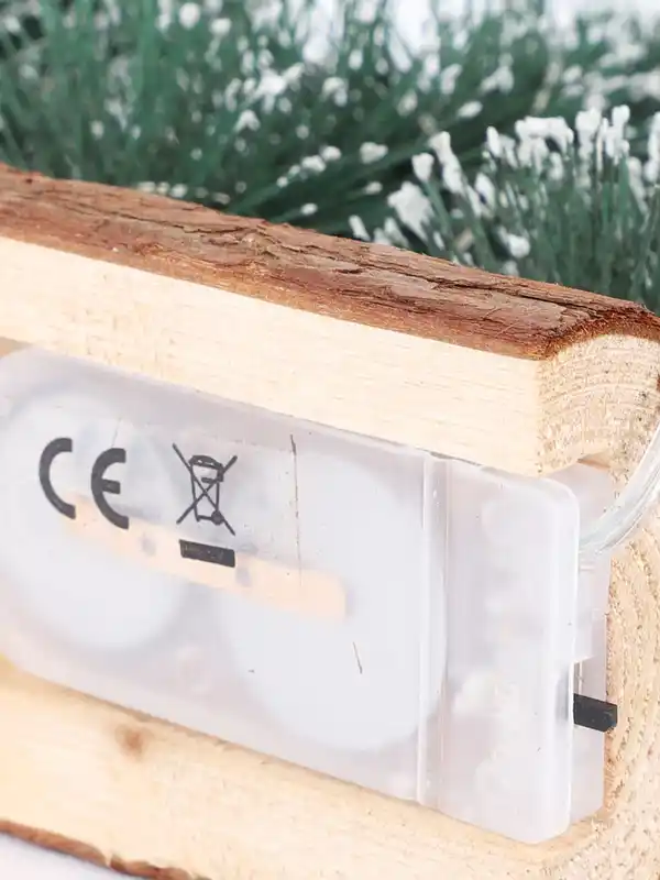 Bild 3 von Holzleiste mit LED-Tannenbäumen, 13cm hoch Grün